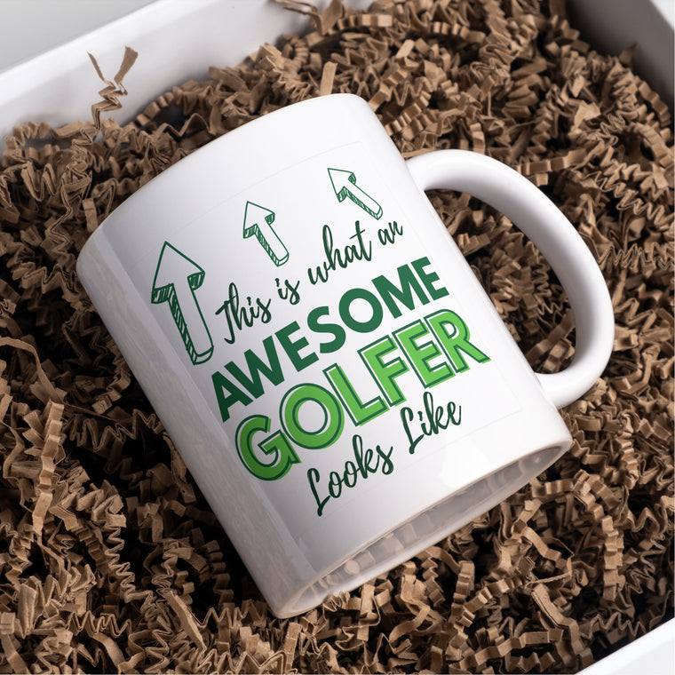 This is what an awesome golfer looks like mug – Greeting Card
