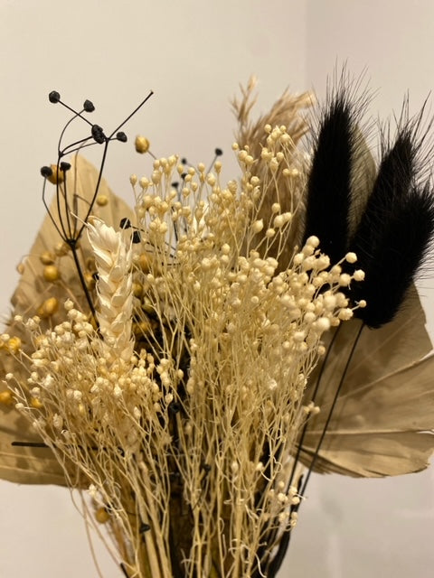 Dried Wildflower Field Bouquet Natural and white colours with Black Accents